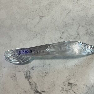 Pampered Chef Nesting Measuring Spoons